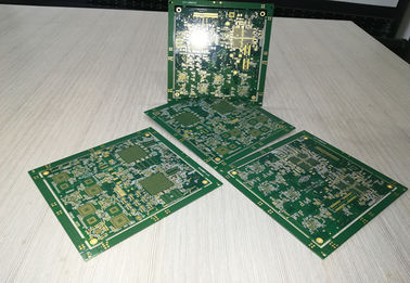 良い価格 緑のsoldmaskの白いシルクスクリーンが付いている多層PCB板4つの層のENIG オンライン