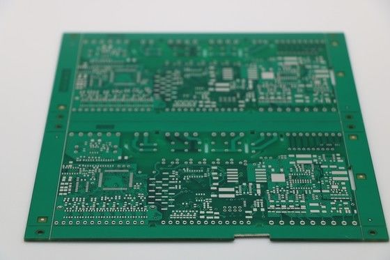良い価格 FR4 多層印刷回路板 緑色 ソルダーマスク 白色 シルクスクリーン PCB 組立サービス 多層 PCB 板 オンライン